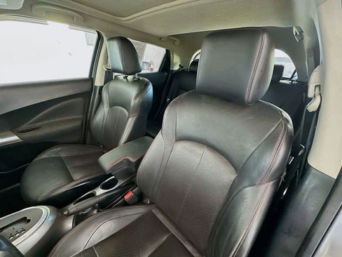 Used 2014 Nissan Juke SL AWD/4WD image 19