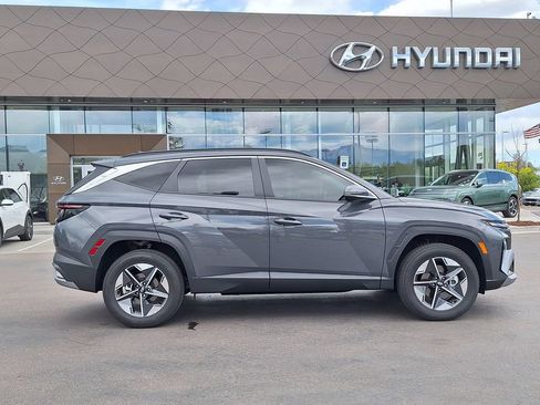 New 2025 Hyundai Tucson SEL AWD/4WD image 2