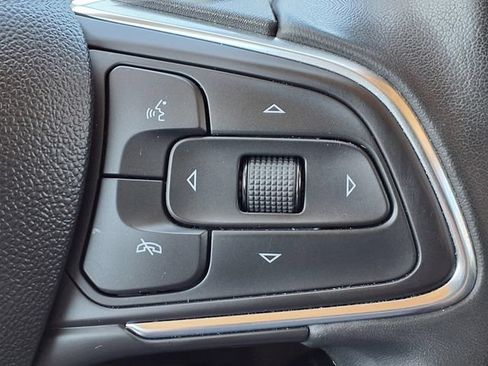 Used 2023 Buick Envision Essence AWD/4WD image 13