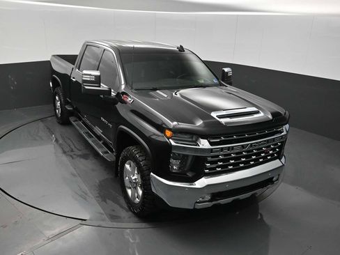 Used 2020 Chevrolet Silverado 2500 LTZ w/ LTZ Plus Package image 12