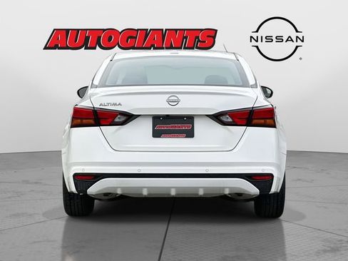 Certified 2025 Nissan Altima 2.5 S image 4