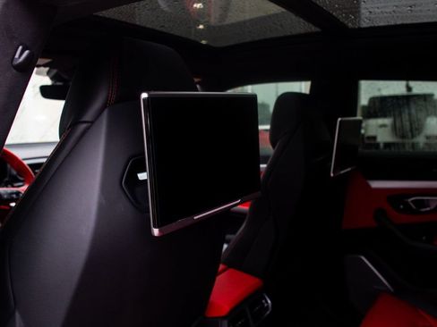 Used 2019 Lamborghini Urus AWD/4WD image 45