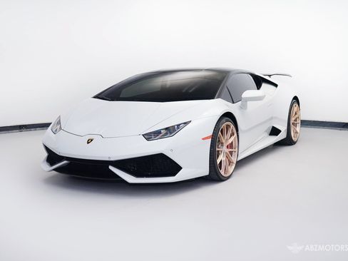 Used 2015 Lamborghini Huracan LP 610-4 AWD/4WD image 2
