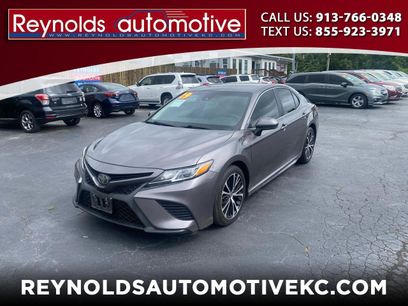 Used 2019 Toyota Camry SE
