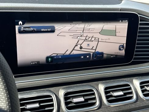 New 2026 Mercedes-Benz GLS 580 4MATIC image 26
