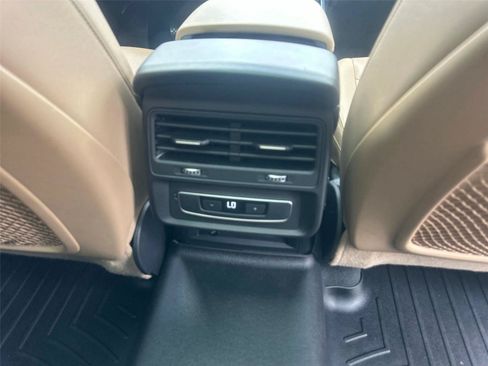 Used 2022 Audi Q7 3.0T Premium Plus AWD/4WD image 13