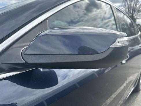 Used 2016 Chevrolet Malibu Premier w/ Driver Confidence Package II image 3