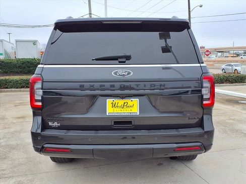 Used 2022 Ford Expedition Max Limited image 4