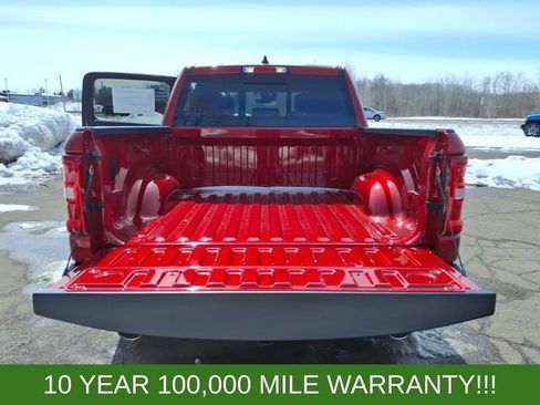 New 2026 RAM 1500 Laramie AWD/4WD image 9