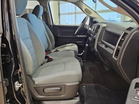 Used 2019 RAM 1500 Express w/ Express Value Package image 26