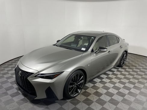 Used 2023 Lexus IS 350 F Sport image 9