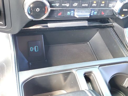 Used 2022 Ford F150 Lariat AWD/4WD image 24