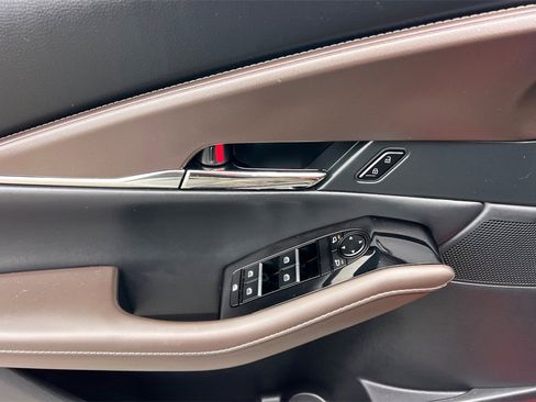 Certified 2022 MAZDA CX-30 AWD 2.5 S w/ Premium Package image 13