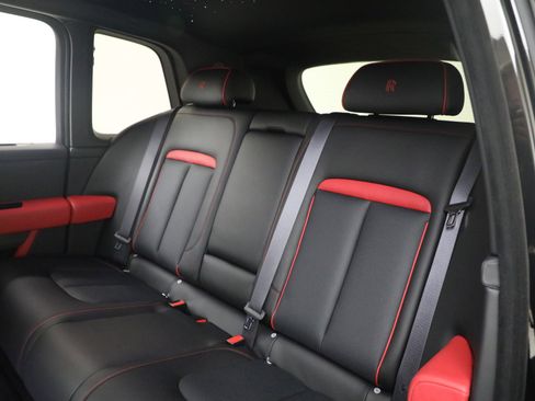New 2026 Rolls-Royce Cullinan image 23