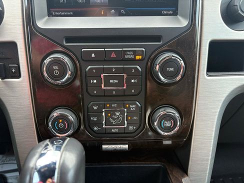 Used 2014 Ford F150 Platinum AWD/4WD image 18
