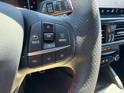Used 2024 Ford Escape ST-Line w/ Tech Pack #1 FWD image 45