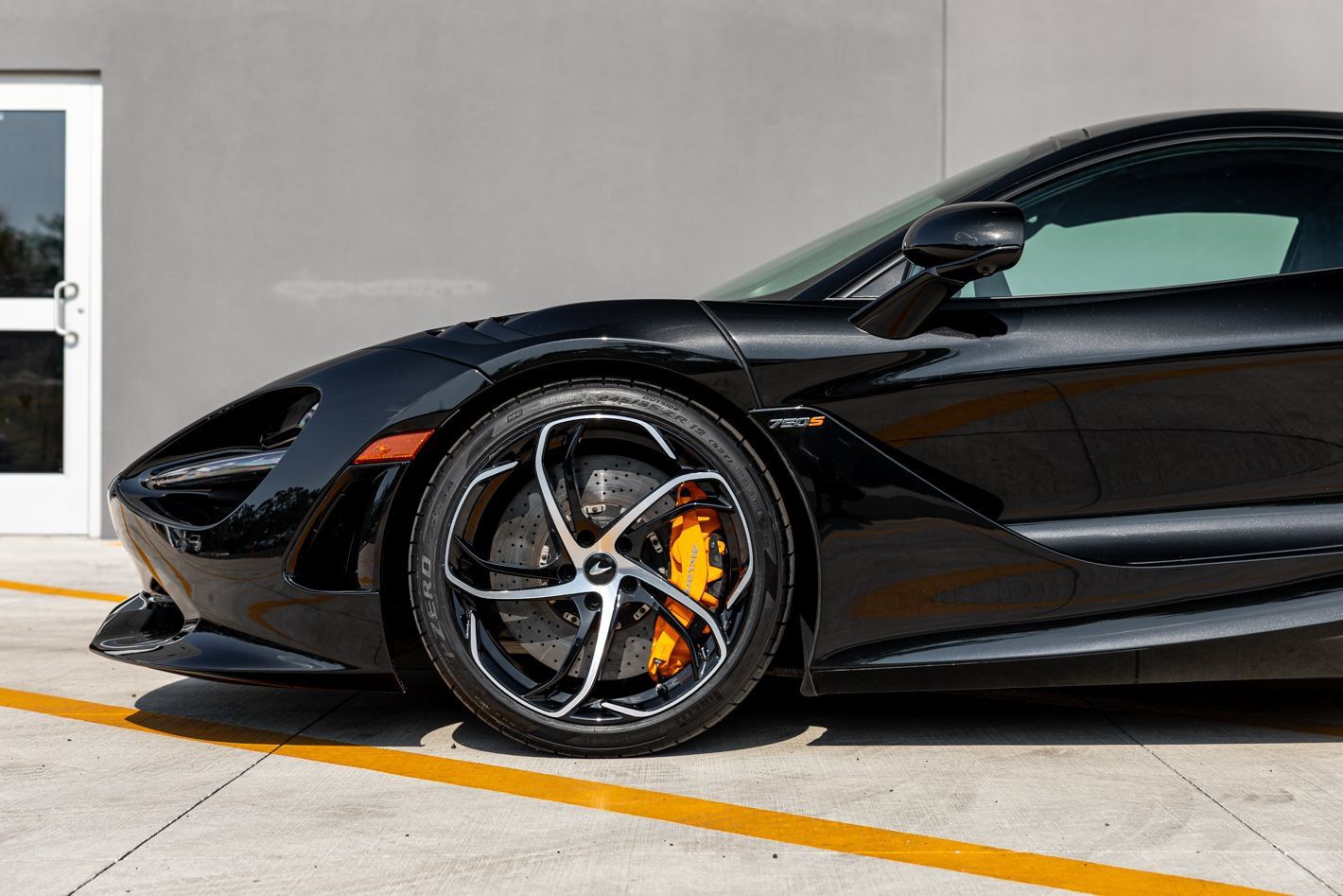 Used 2024 McLaren 750S RWD image 14