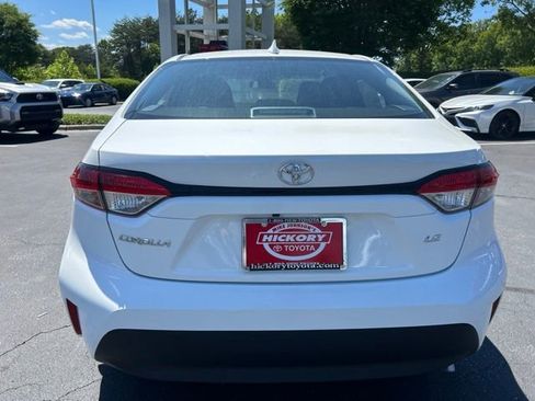 New 2026 Toyota Corolla LE FWD image 5