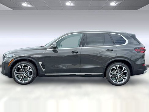 Used 2026 BMW X5 xDrive40i AWD/4WD image 2