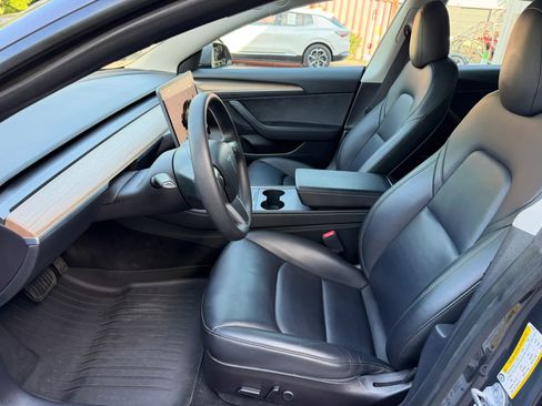 Used 2023 Tesla Model 3 Standard Range RWD image 15