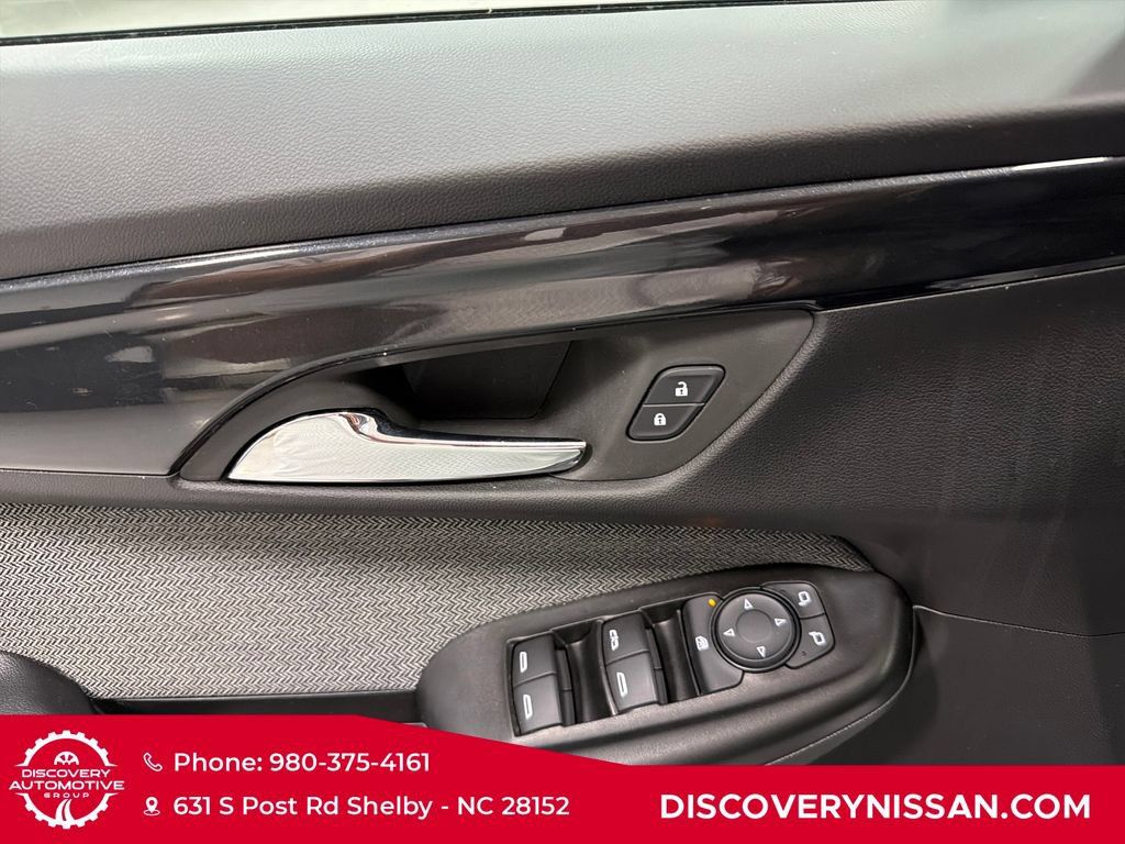 Used 2024 Chevrolet TrailBlazer LT w/ Driver Confidence Package FWD image 11