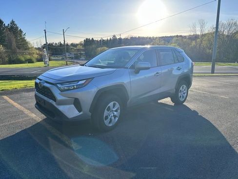 Used 2023 Toyota RAV4 LE AWD/4WD image 7