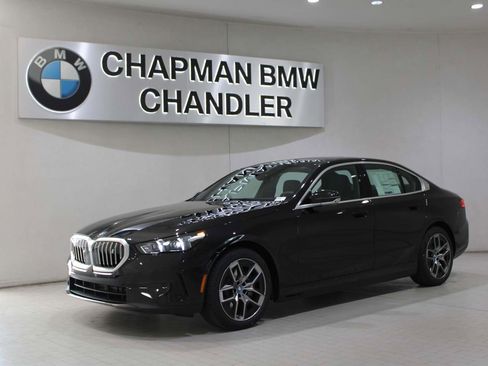 Used 2024 BMW i5 eDrive40i w/ Premium Package image 1
