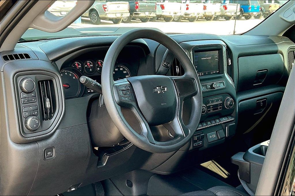 Used 2024 Chevrolet Silverado 1500 Custom Trail Boss AWD/4WD image 22