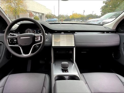 New 2025 Land Rover Discovery Sport S image 7