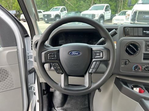 New 2025 Ford E-450 and Econoline 450 Super Duty w/ Power Equipment Group image 26