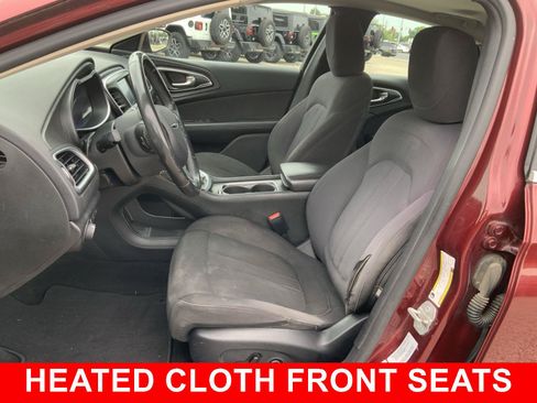 Used 2016 Chrysler 200 Limited w/ Anniversary Edition FWD image 5