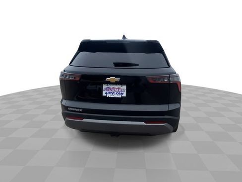 Used 2025 Chevrolet Equinox LT FWD image 9