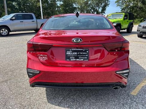 Used 2021 Kia Forte LXS FWD image 4