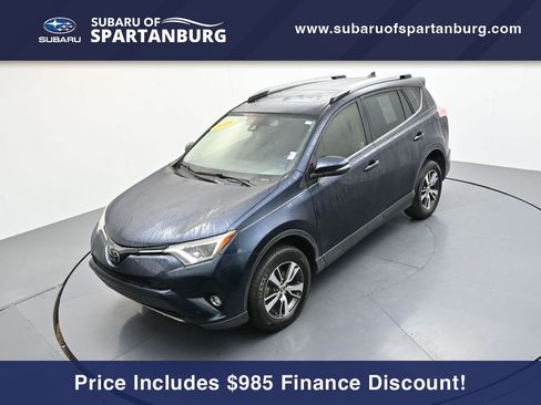 Used 2018 Toyota RAV4 XLE image 18