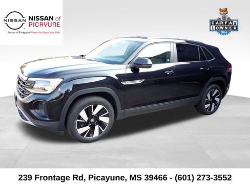 Used 2025 Volkswagen Atlas Cross Sport SE image 1