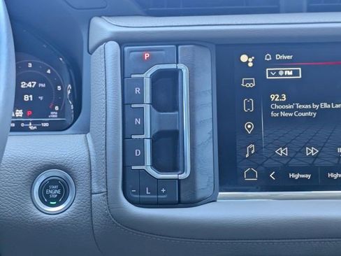 Certified 2022 GMC Yukon XL Denali AWD/4WD image 26