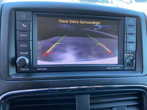 Used 2019 Dodge Grand Caravan SE image 11