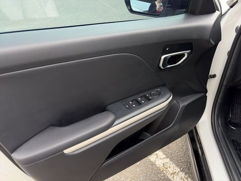 Used 2025 Kia K4 GT-Line w/ GT-Line Sunroof Package FWD image 5