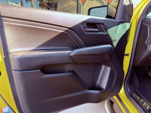 Used 2024 Chevrolet Colorado Trail Boss w/ Advanced Trailering Package image 28