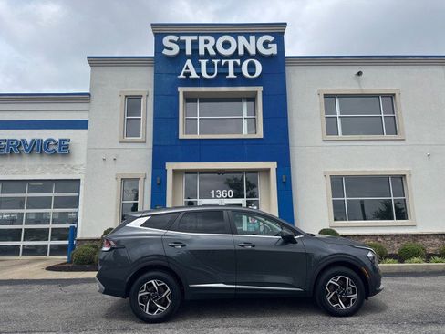 Used 2023 Kia Sportage LX AWD/4WD image 16