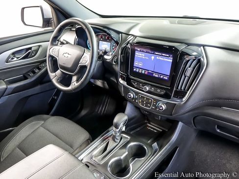 Used 2023 Chevrolet Traverse LT AWD/4WD image 22