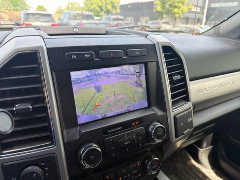 Used 2020 Ford F250 Lariat w/ Lariat Ultimate Package AWD/4WD image 11
