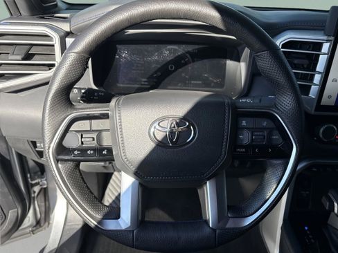 Used 2022 Toyota Tundra Platinum image 11