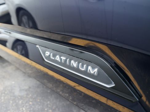 Used 2023 Toyota Tundra Platinum w/ Advanced Package image 17