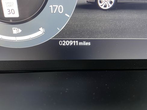 Certified 2024 Land Rover Range Rover Evoque S image 25