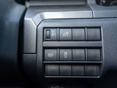 New 2025 Toyota Tacoma TRD Off-Road image 19