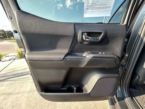 Used 2020 Toyota Tacoma TRD Pro AWD/4WD image 28