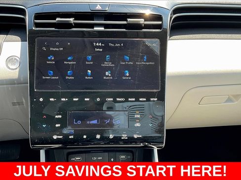 Used 2024 Hyundai Tucson Limited AWD/4WD image 19