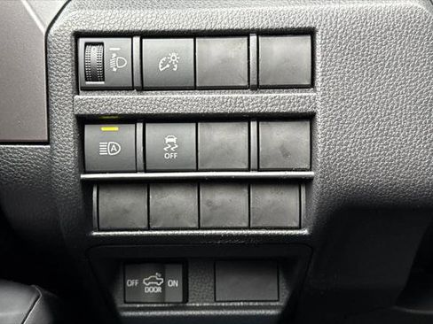 Certified 2026 Toyota Tacoma SR5 AWD/4WD image 27