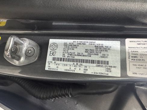 Used 2022 Ford Escape Titanium AWD/4WD image 43